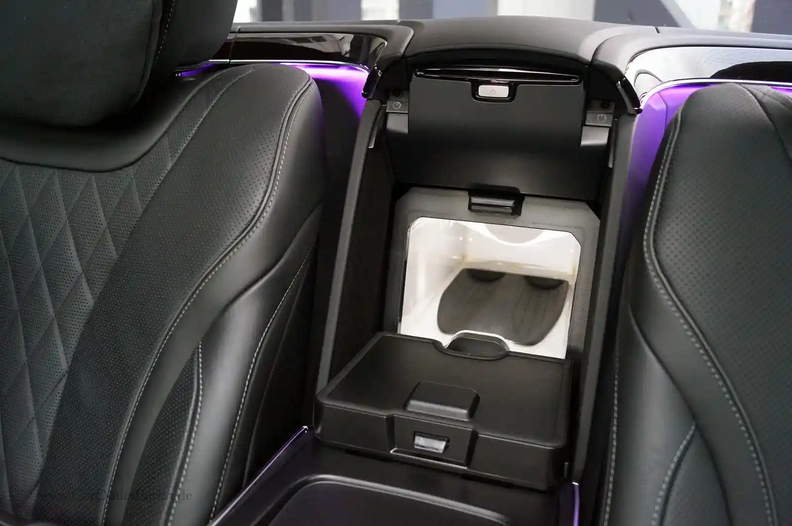 Mercedes-Benz S 560