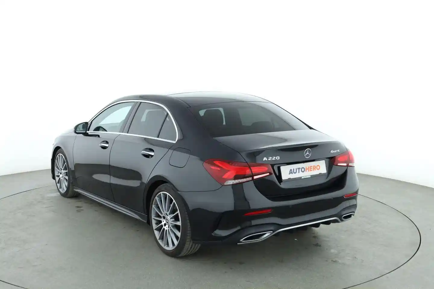 Mercedes-Benz A 220