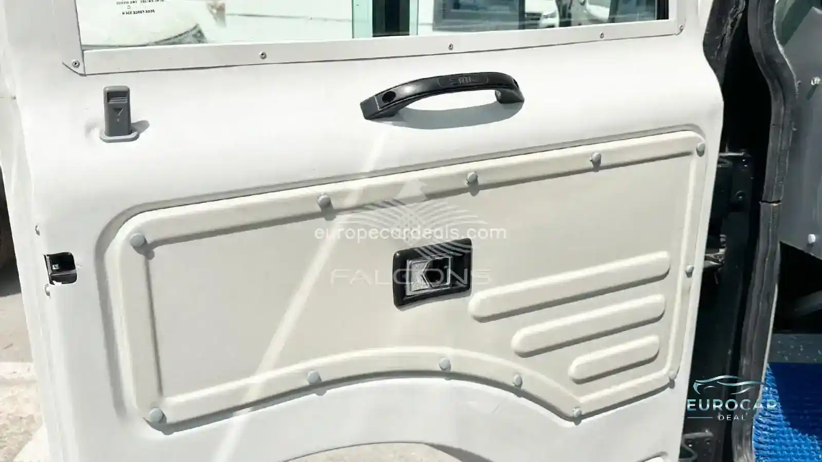 SML BUS 35 PL D MT *FOR EXPORT OUT OF EU*