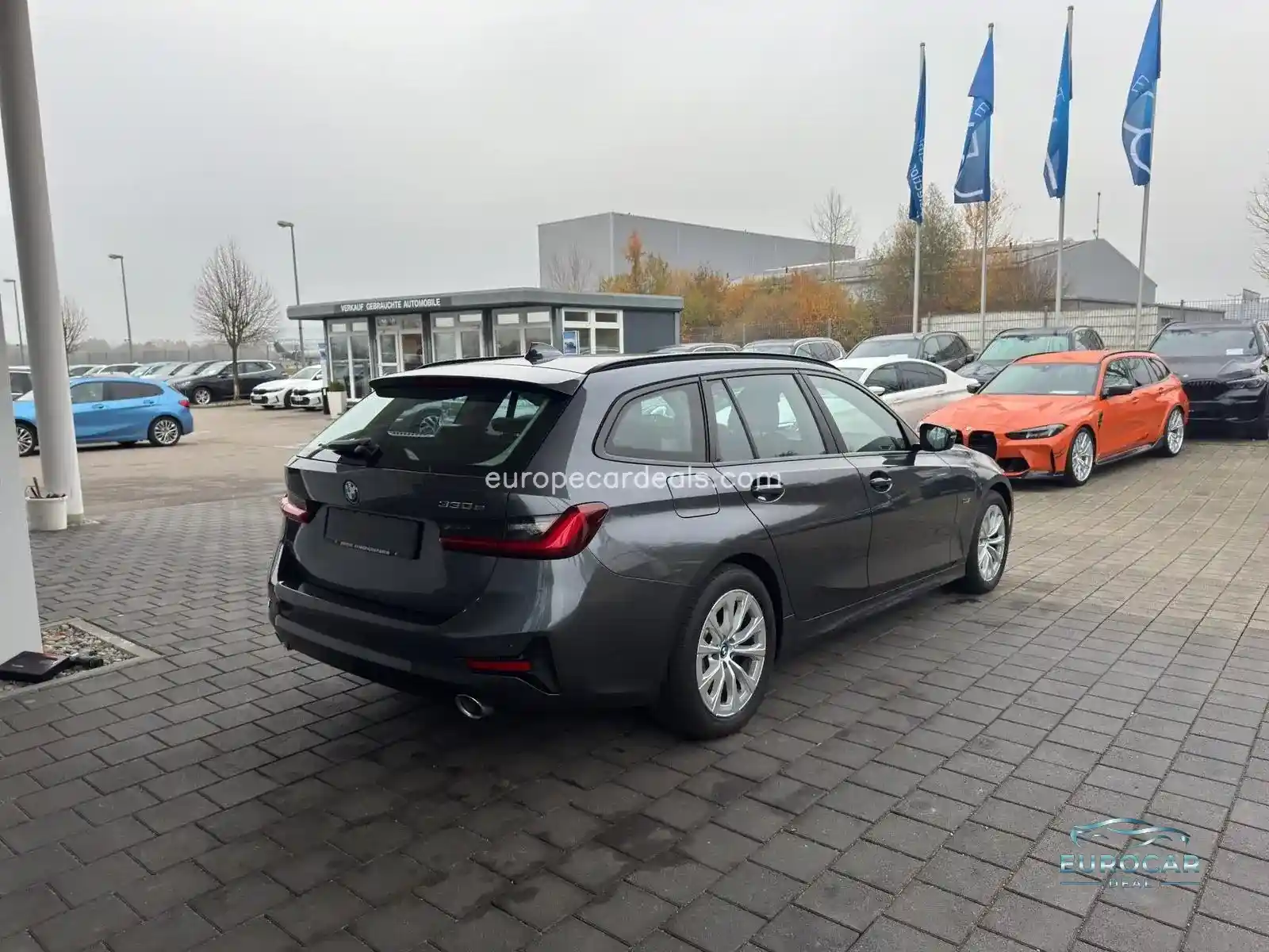 BMW 330