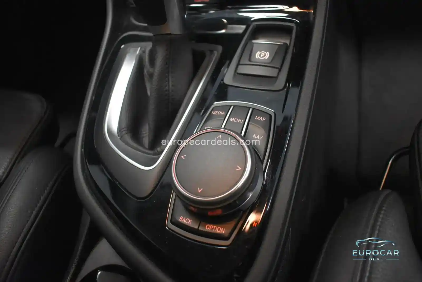BMW 225