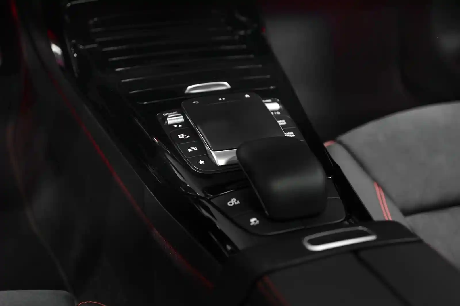 Mercedes-Benz A 45 AMG