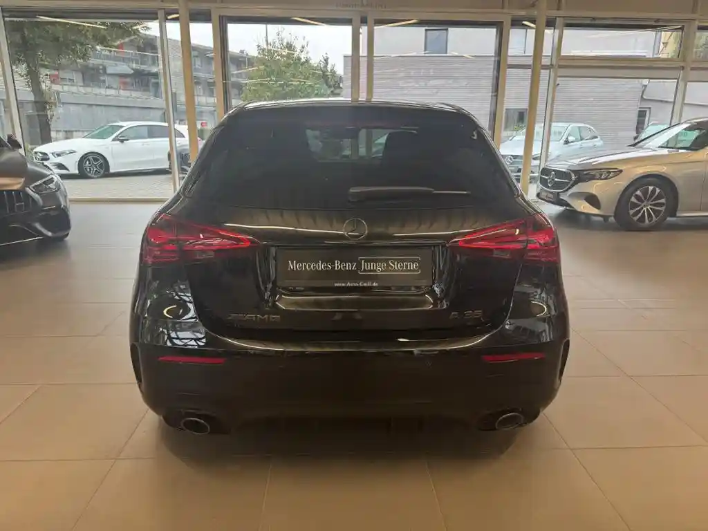 Mercedes-Benz A 35 AMG