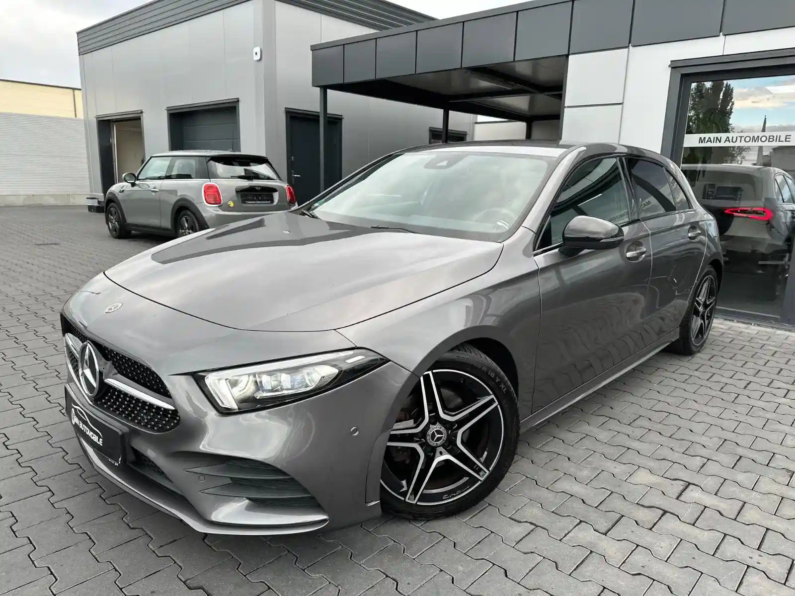 Mercedes-Benz A 200