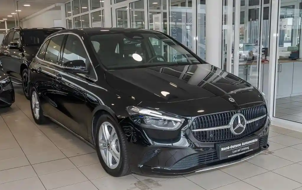 Mercedes-Benz B 200