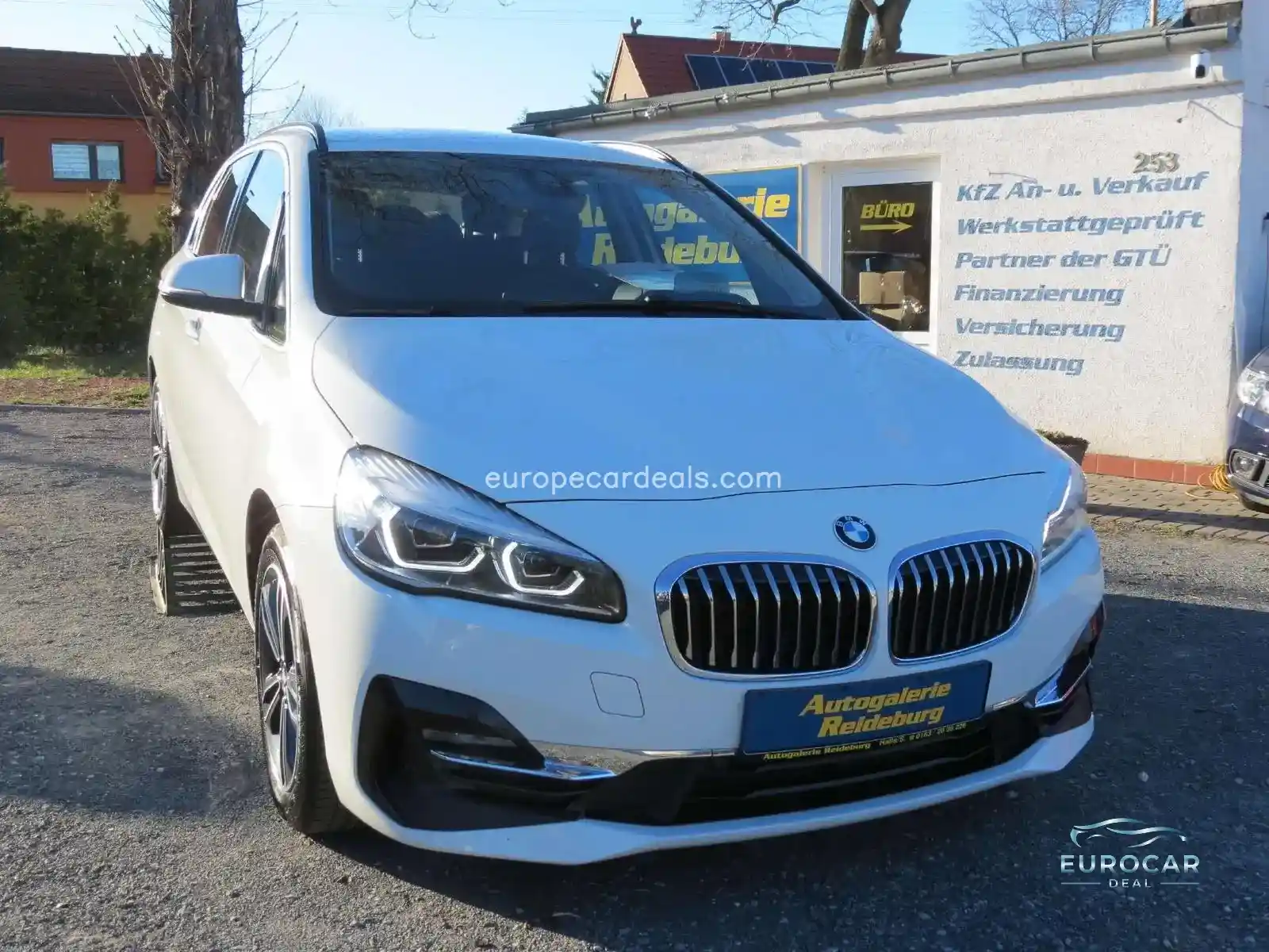 BMW 218