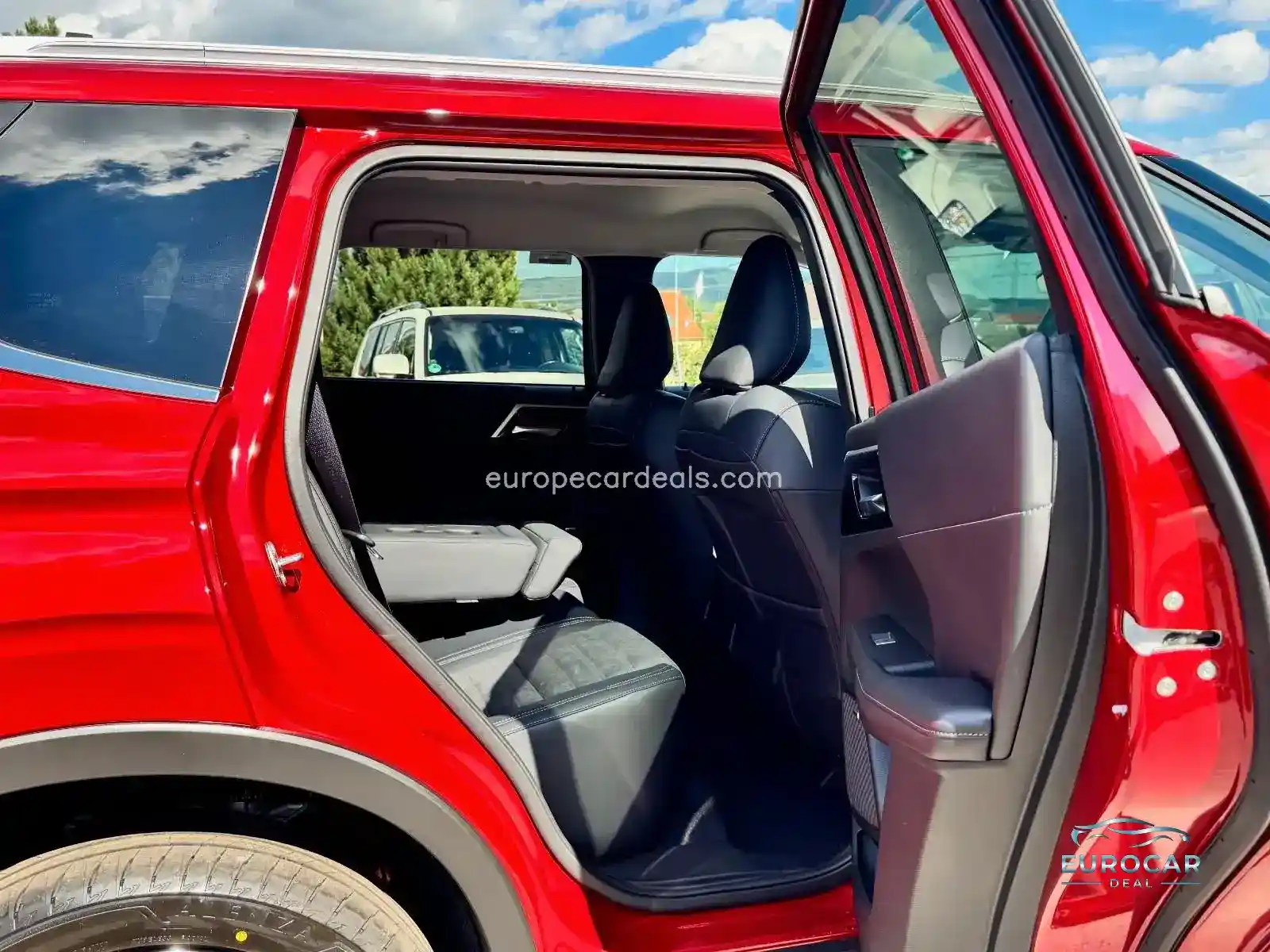 Mitsubishi Plug-in Hybrid Outlander