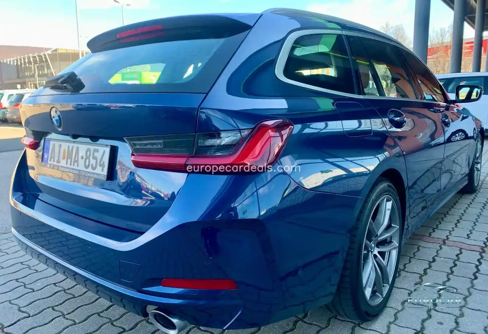 BMW 330
