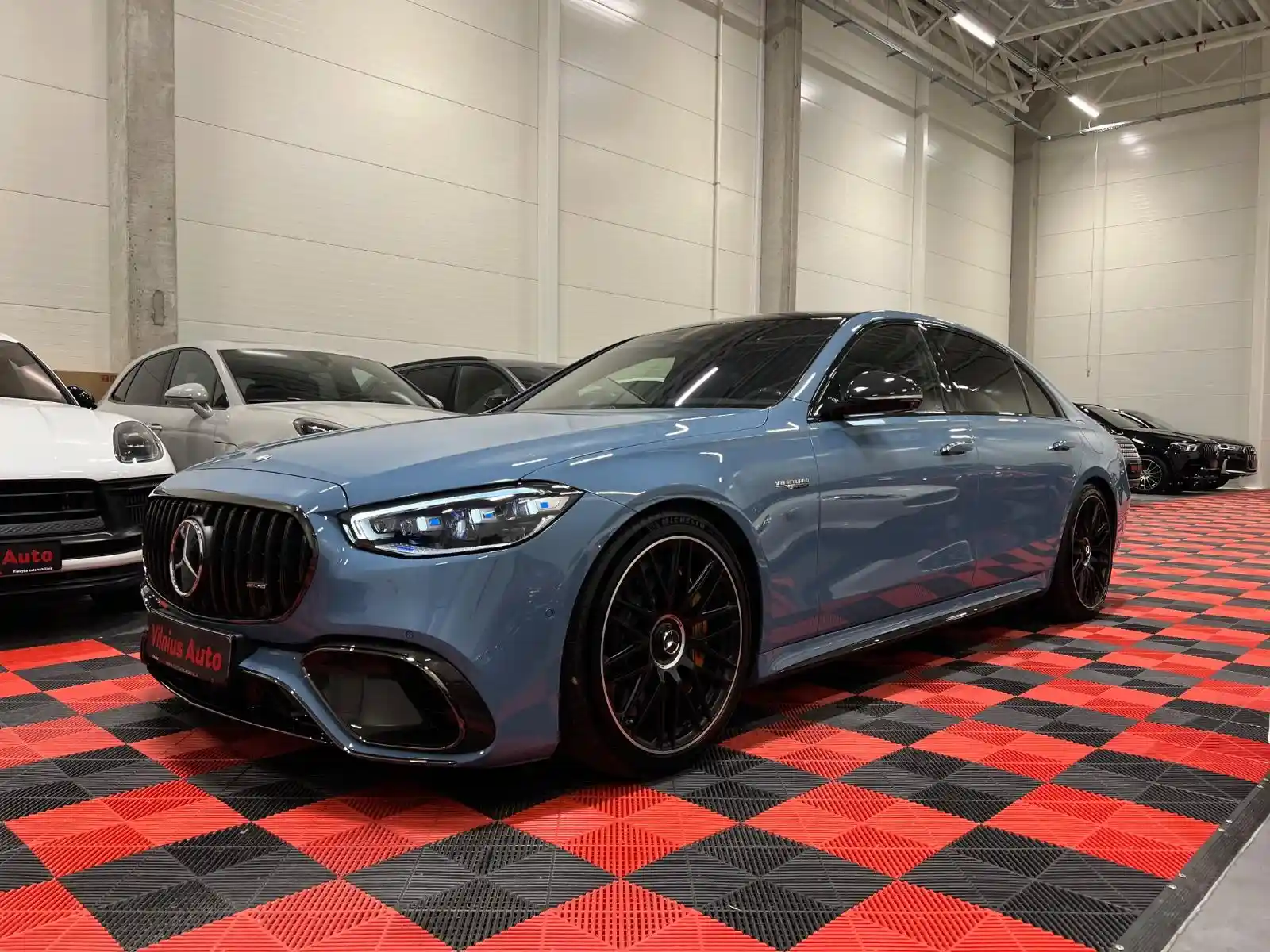 Mercedes-Benz S 63 AMG
