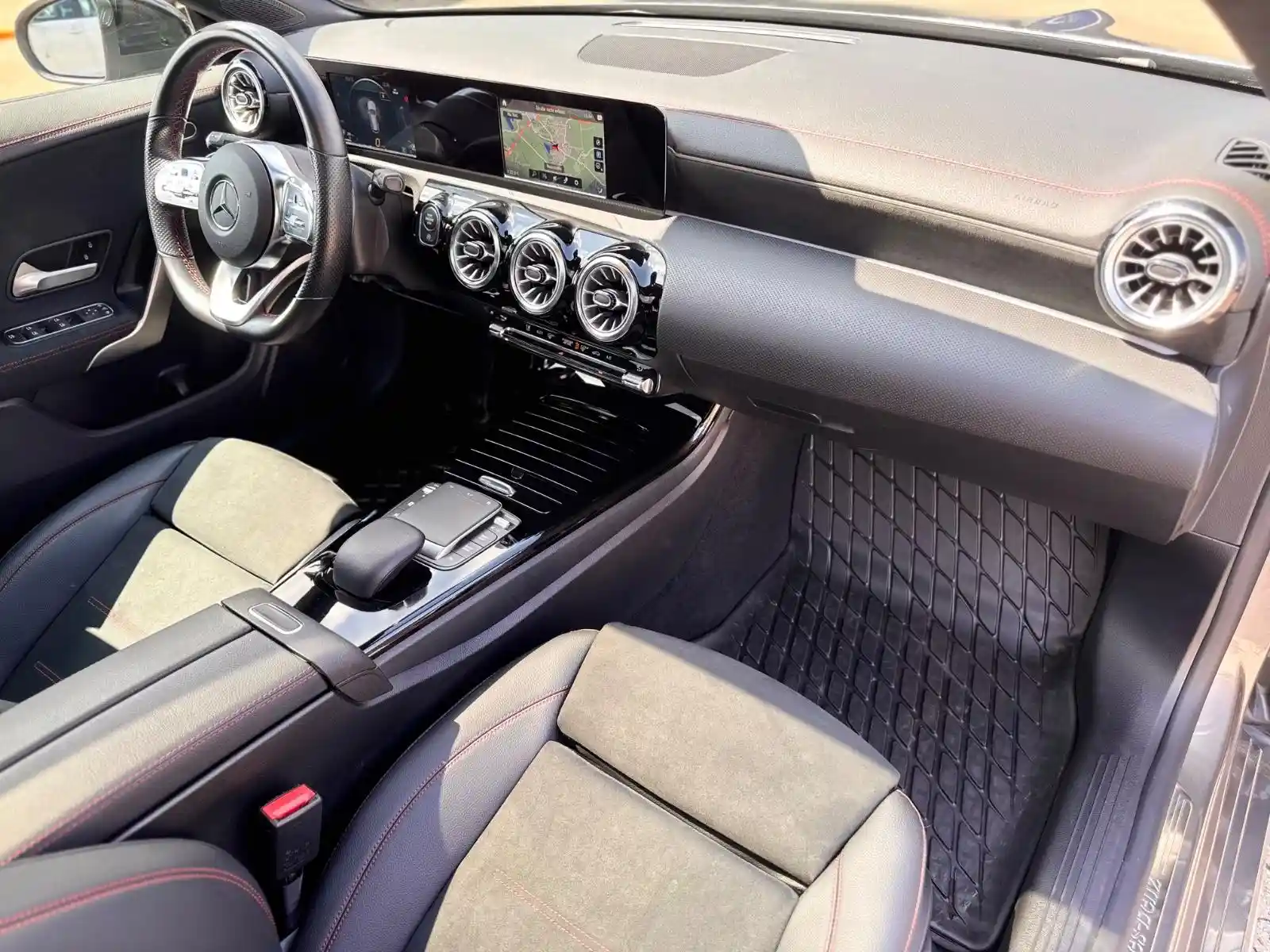 Mercedes-Benz CLA 200 Shooting Brake
