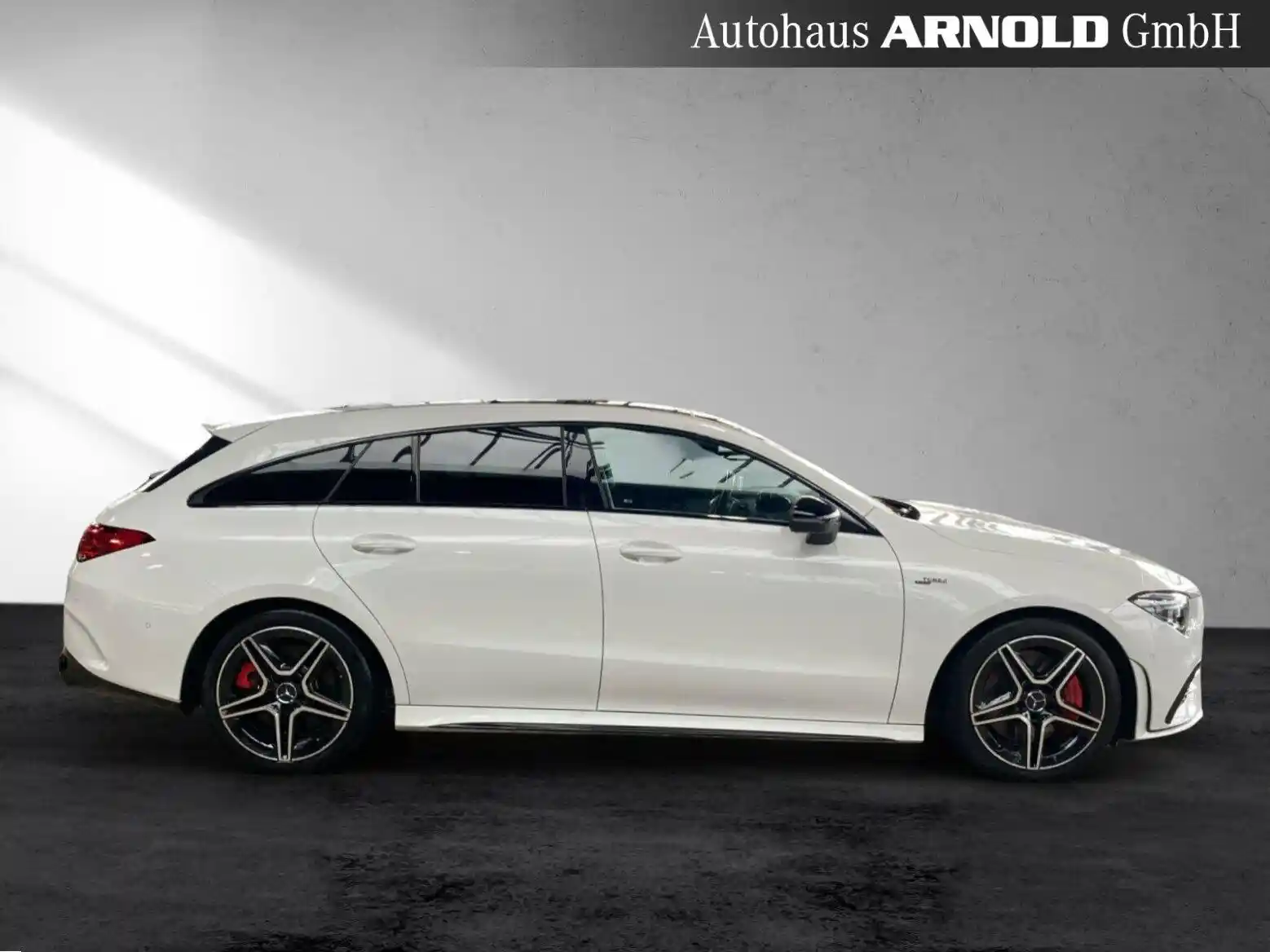 Mercedes-Benz CLA 35 AMG Shooting Brake