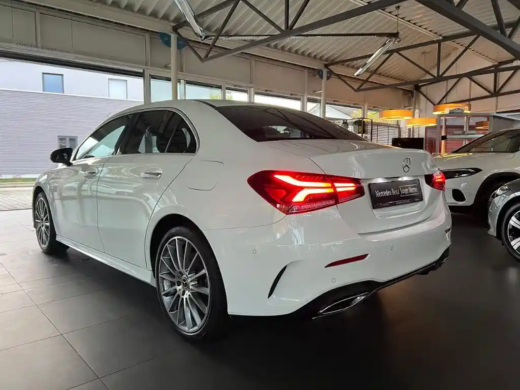 Mercedes-Benz A 250