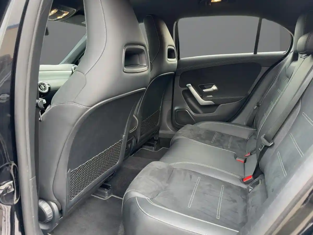 Mercedes-Benz A 250