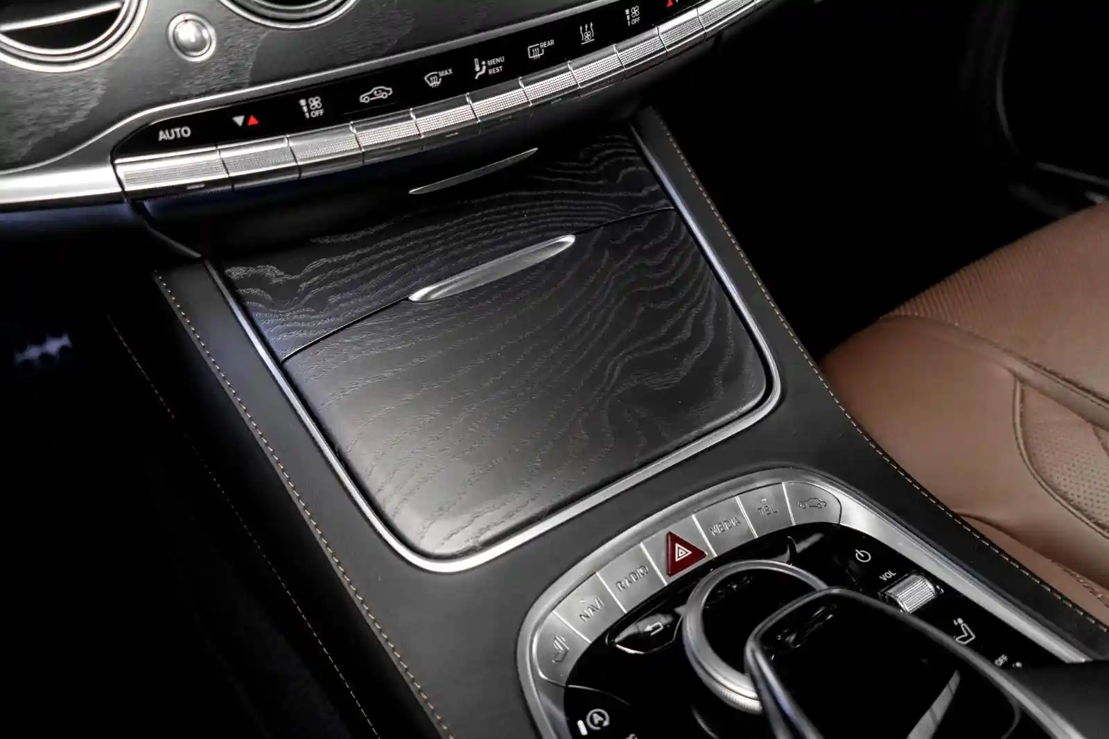 Mercedes-Benz S 560