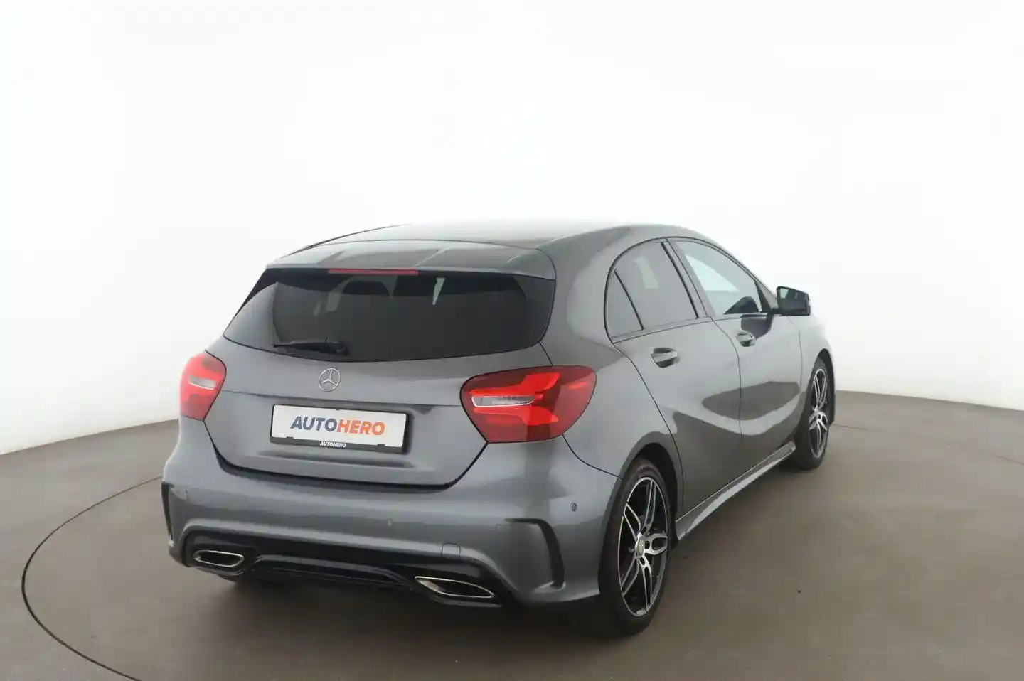 Mercedes-Benz A 180