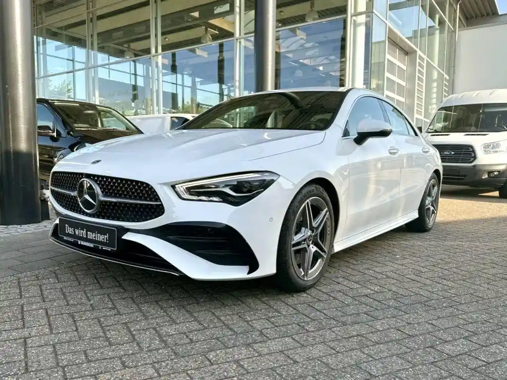 Mercedes-Benz CLA 220