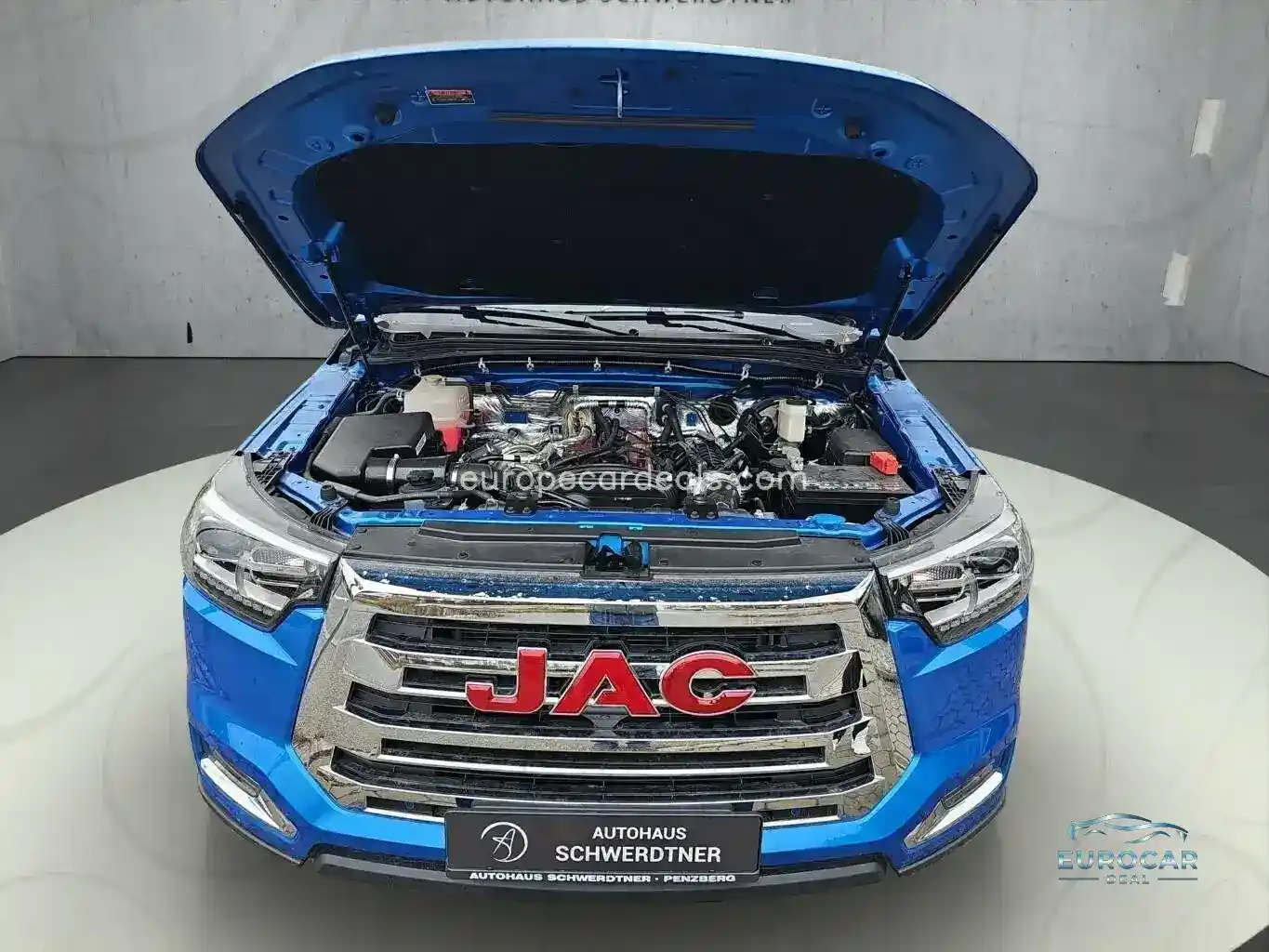 JAC 8 Pro