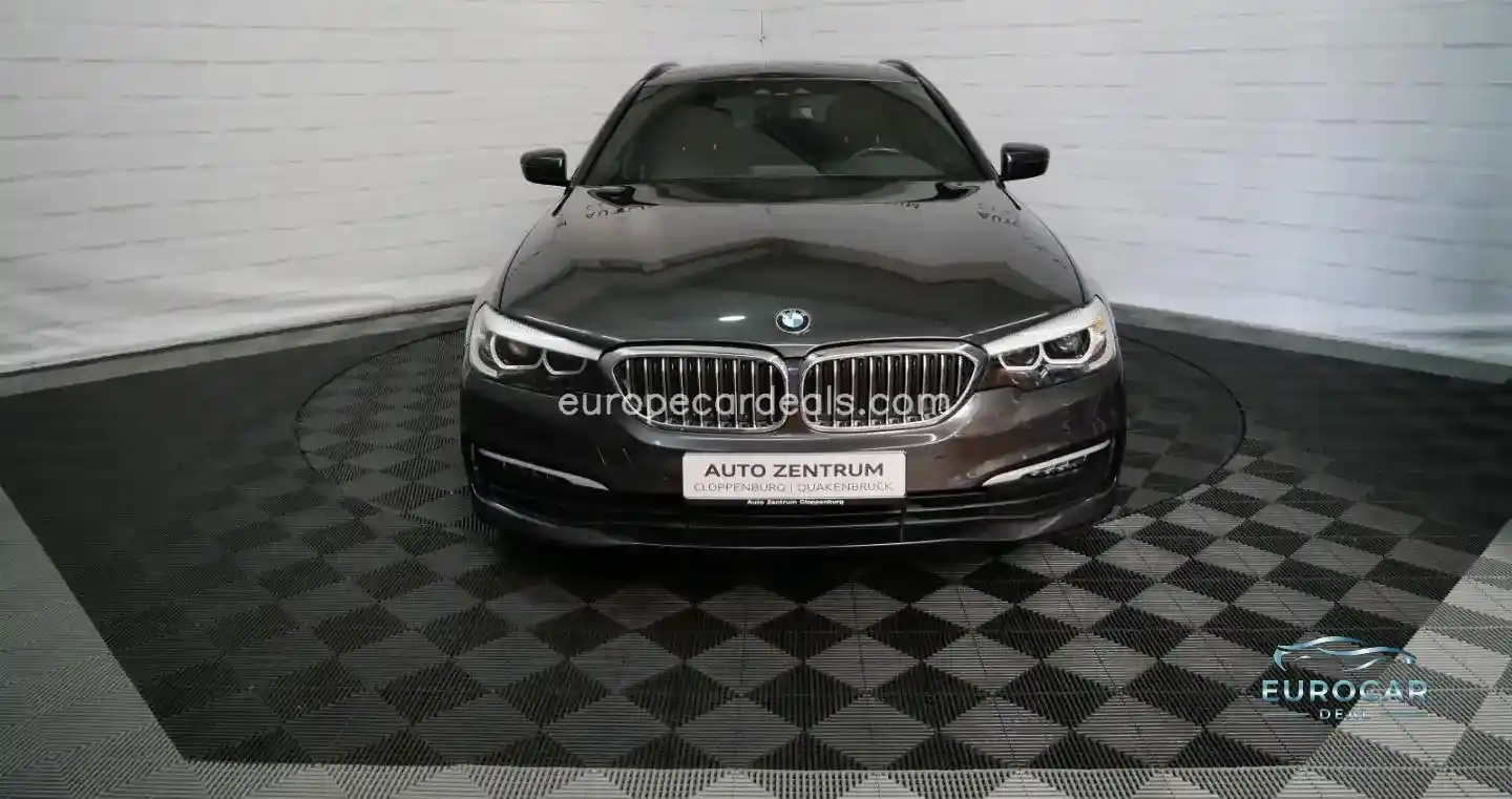 BMW 525