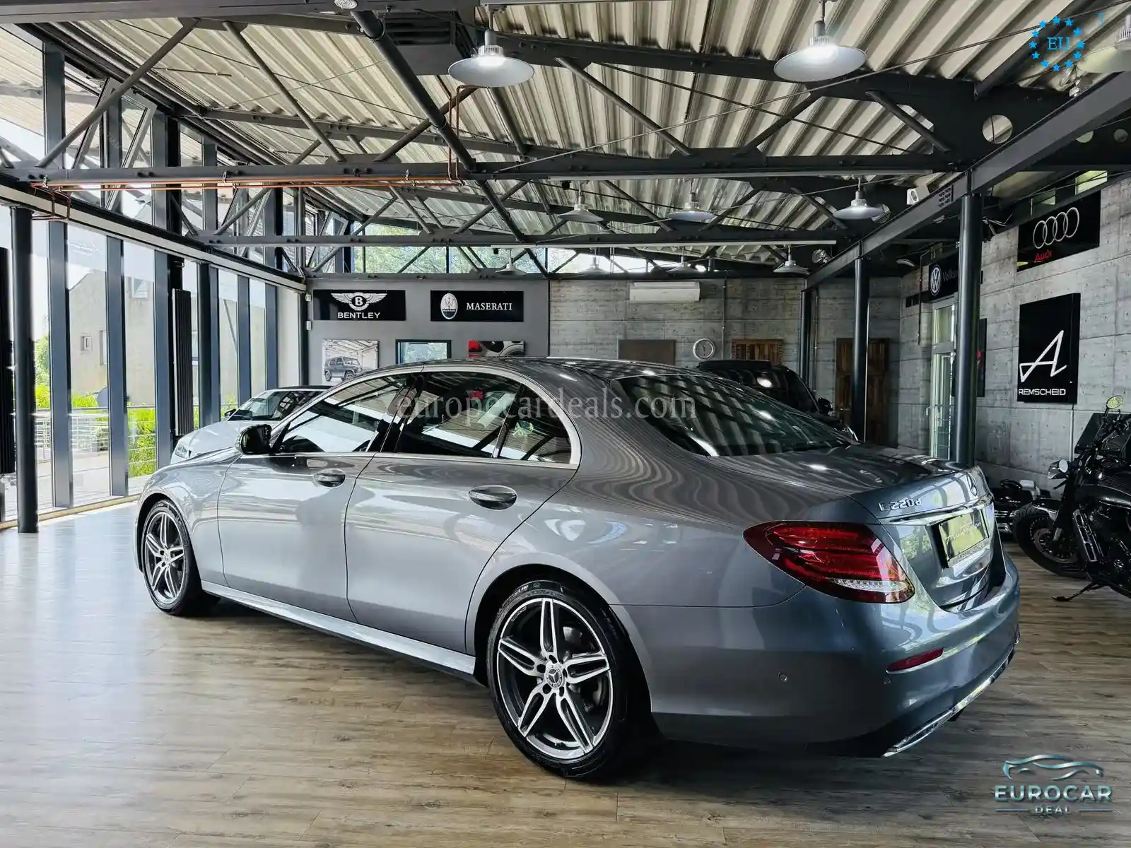 Mercedes-Benz E 220