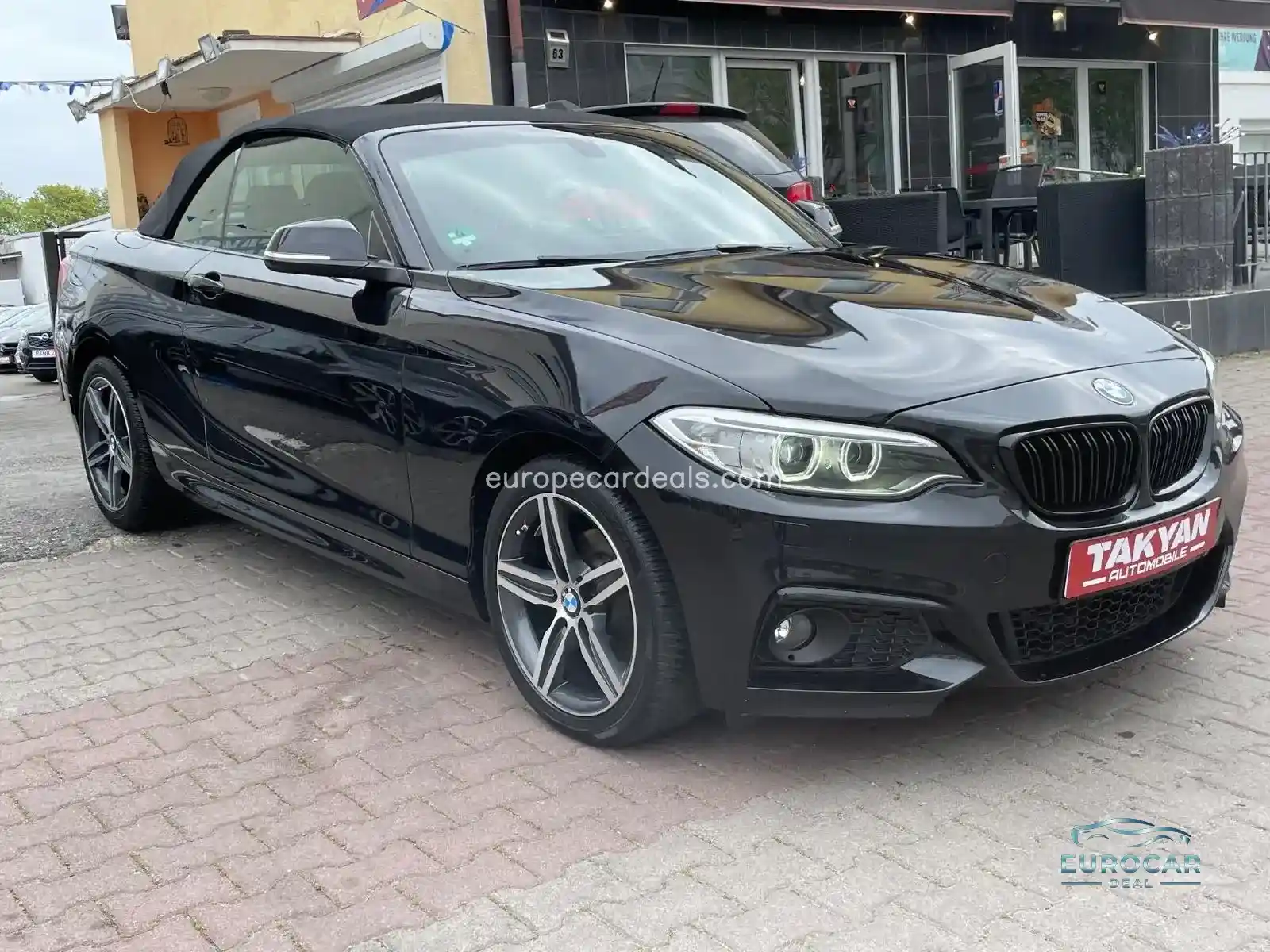 BMW 218