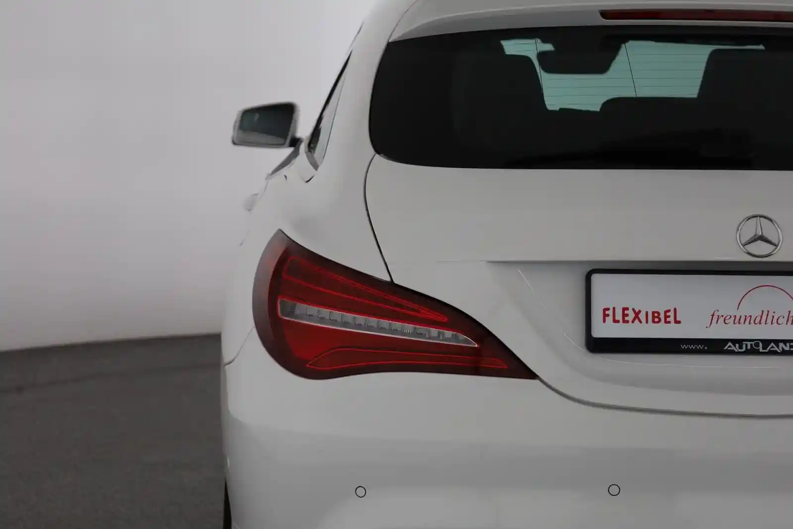 Mercedes-Benz CLA 180