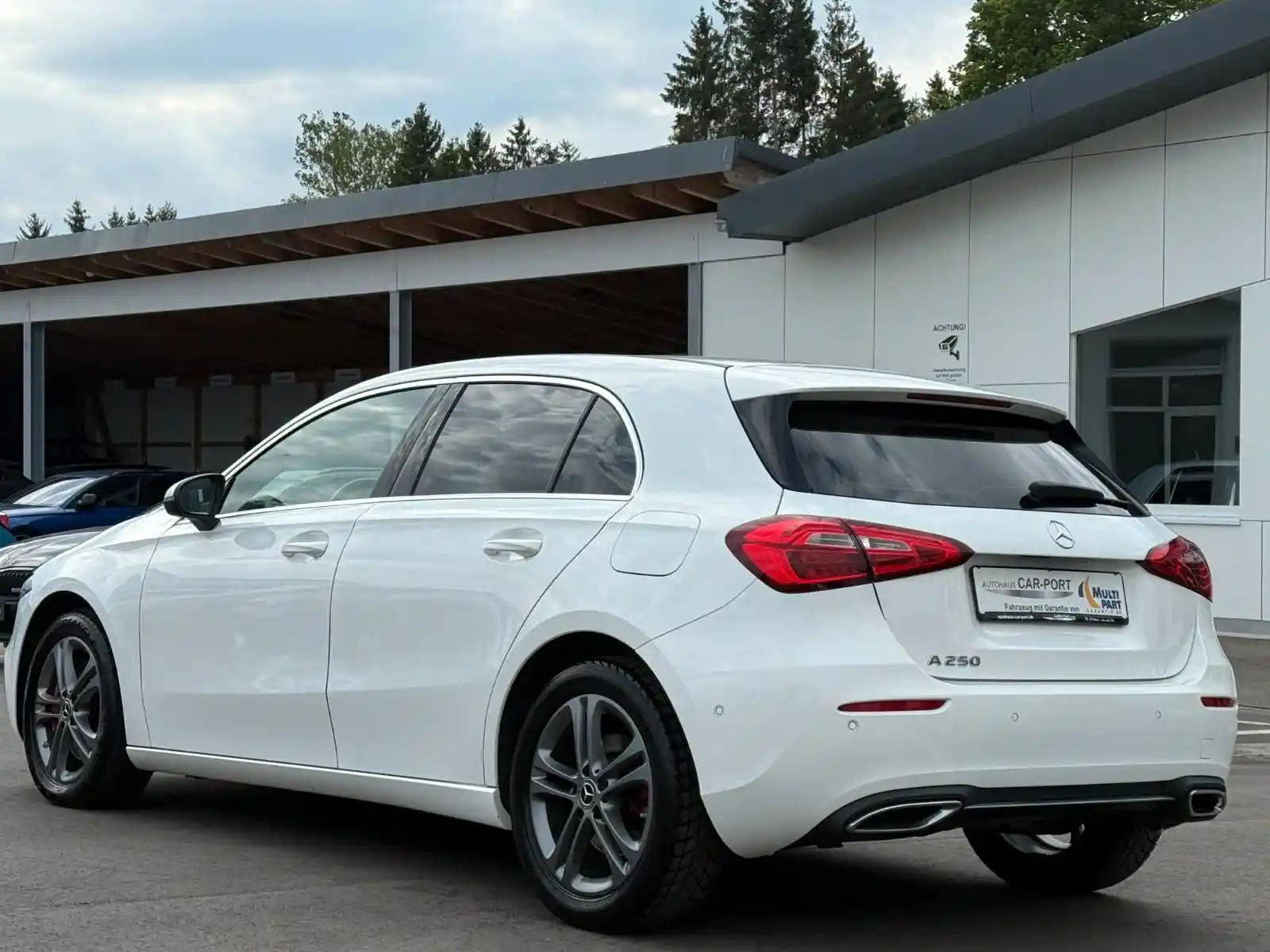 Mercedes-Benz A 250