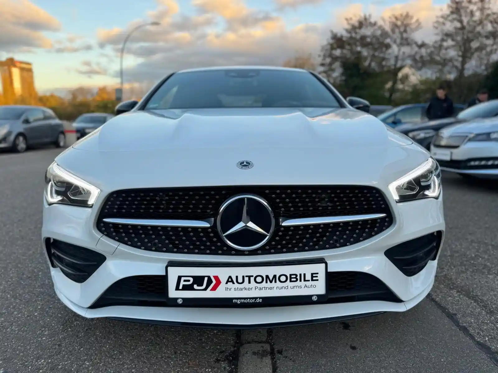 Mercedes-Benz CLA 200