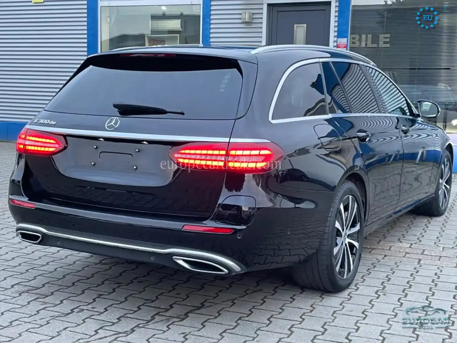 Mercedes-Benz E 300