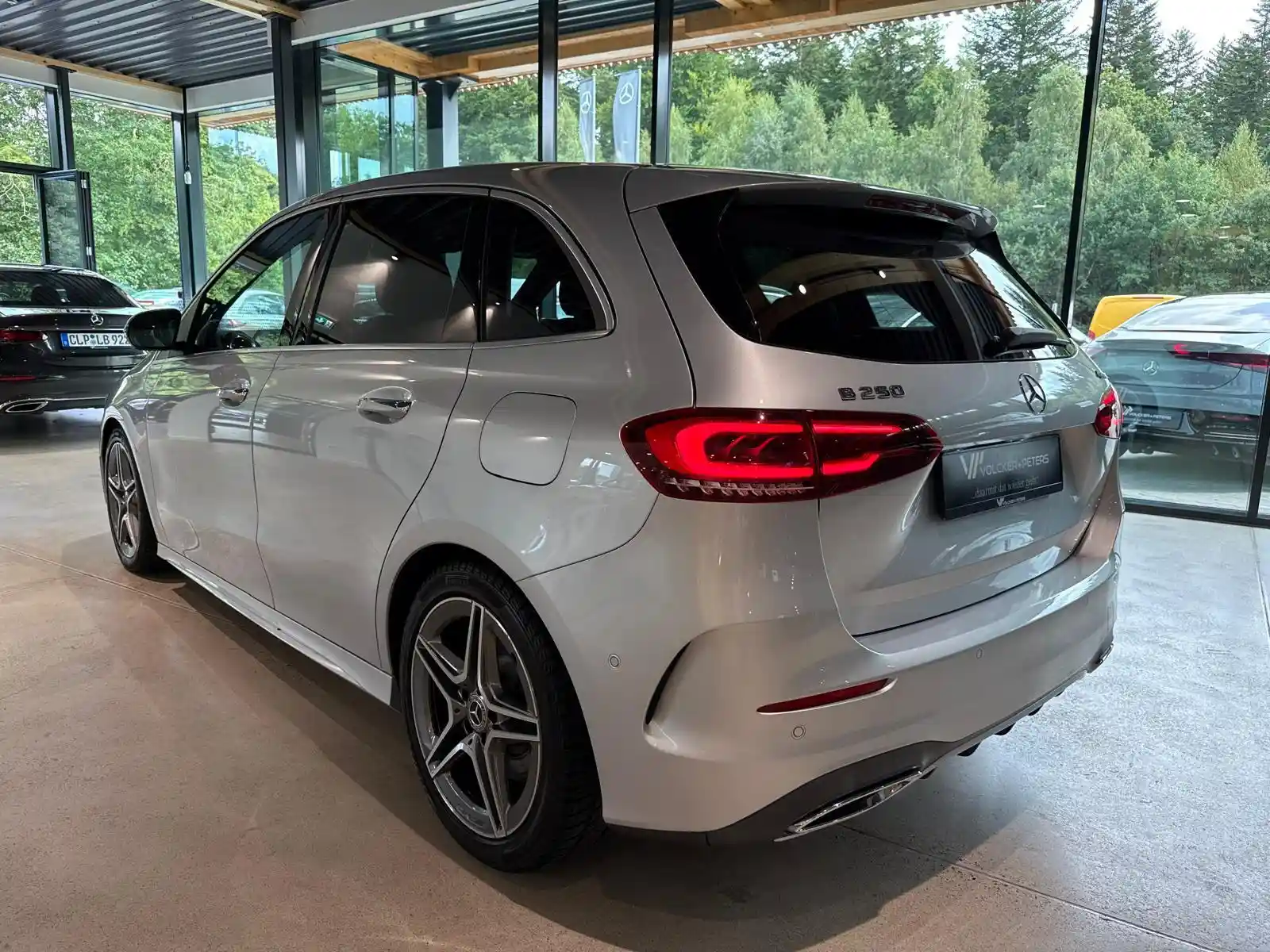 Mercedes-Benz B 250