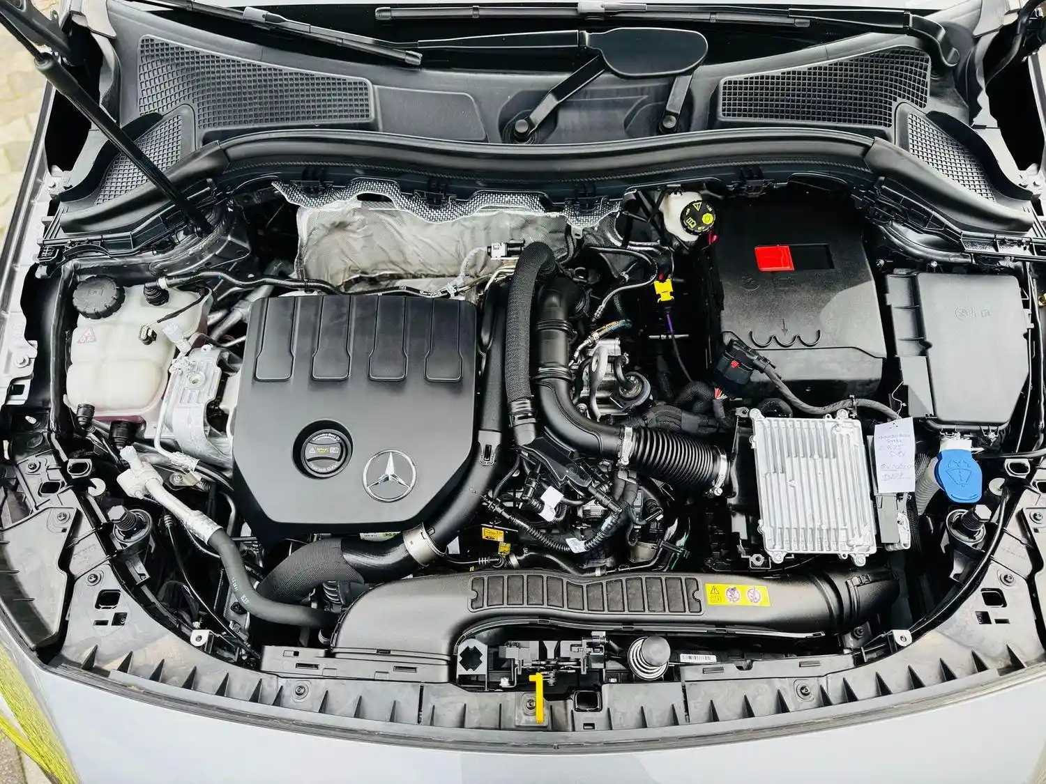 Mercedes-Benz B 200