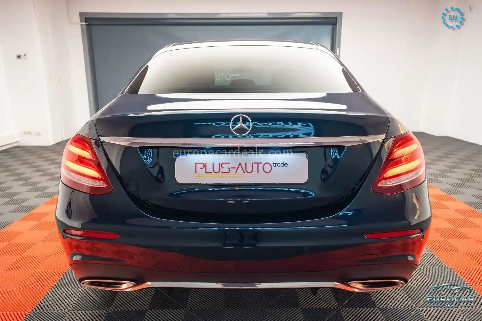 Mercedes-Benz E 200