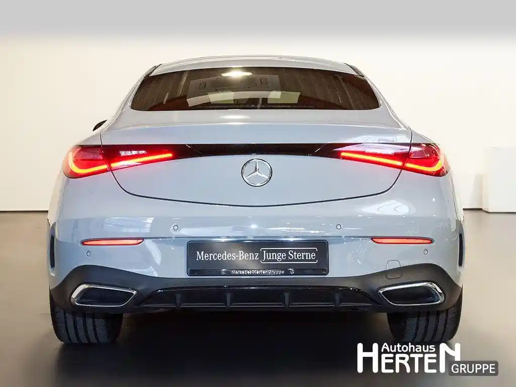 Mercedes-Benz CLE 200