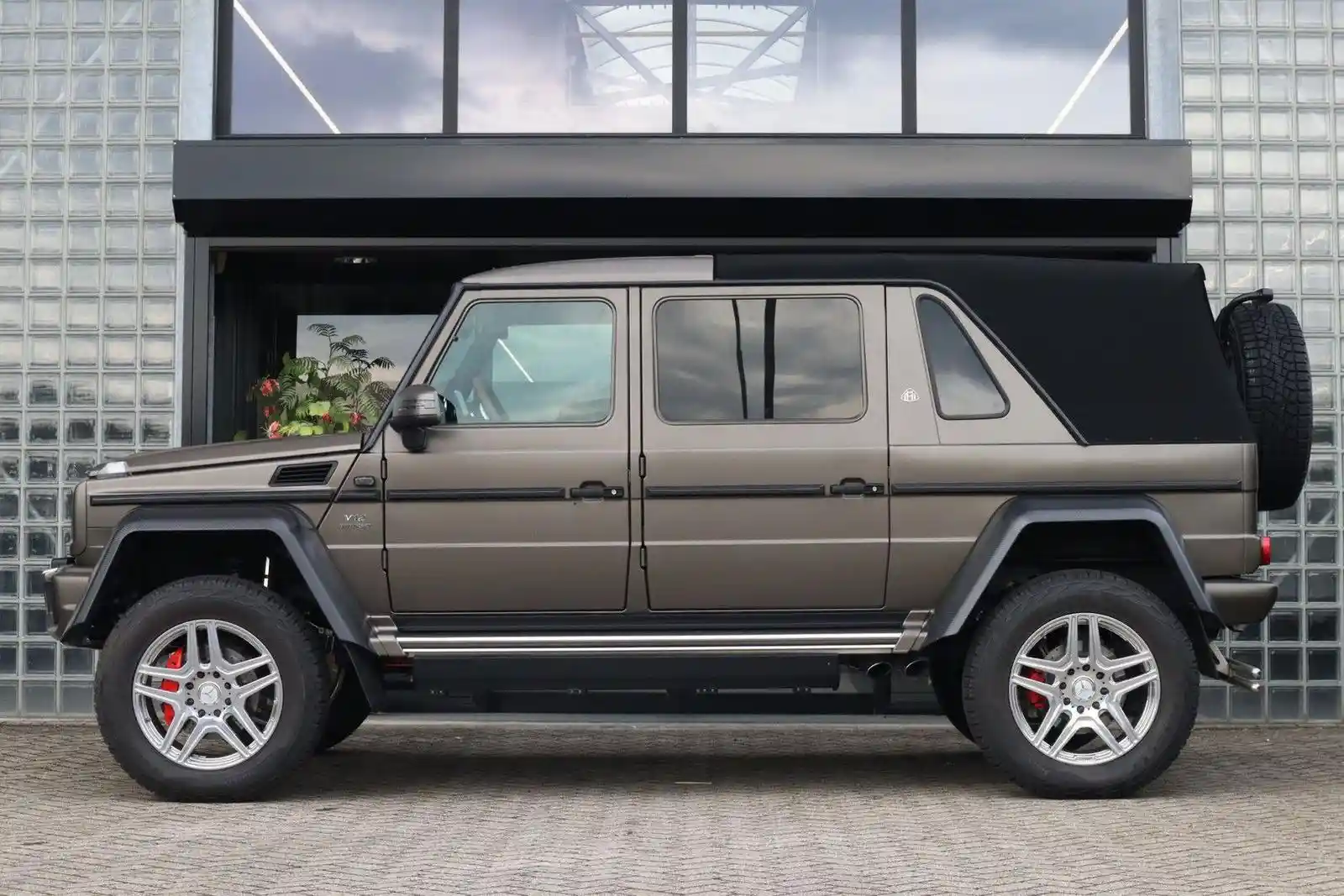 Mercedes-Benz G 65 AMG