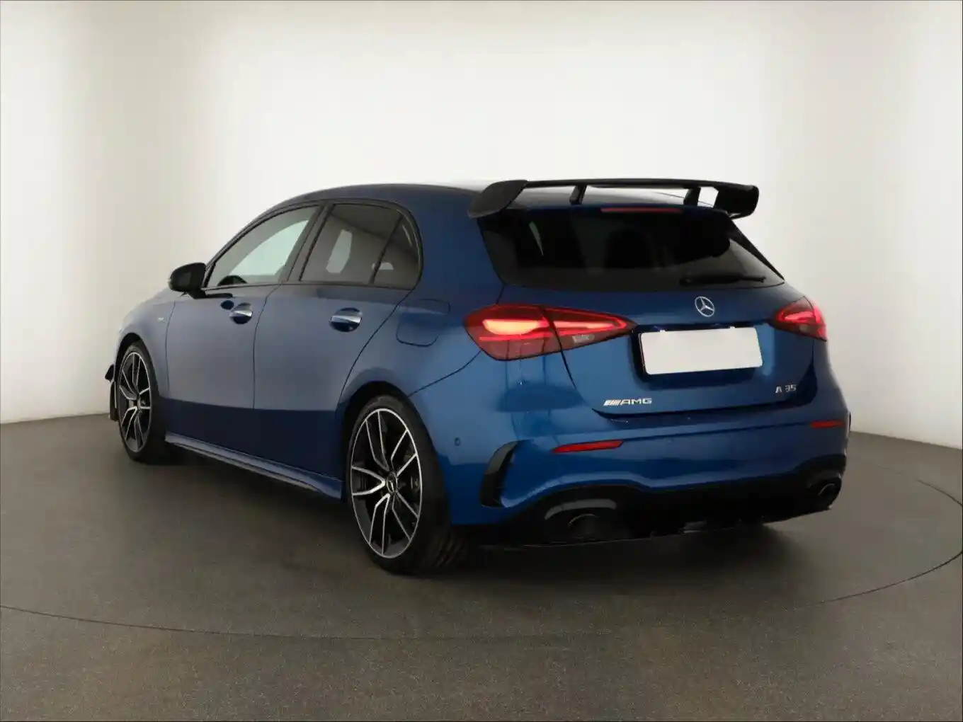 Mercedes-Benz A 35 AMG