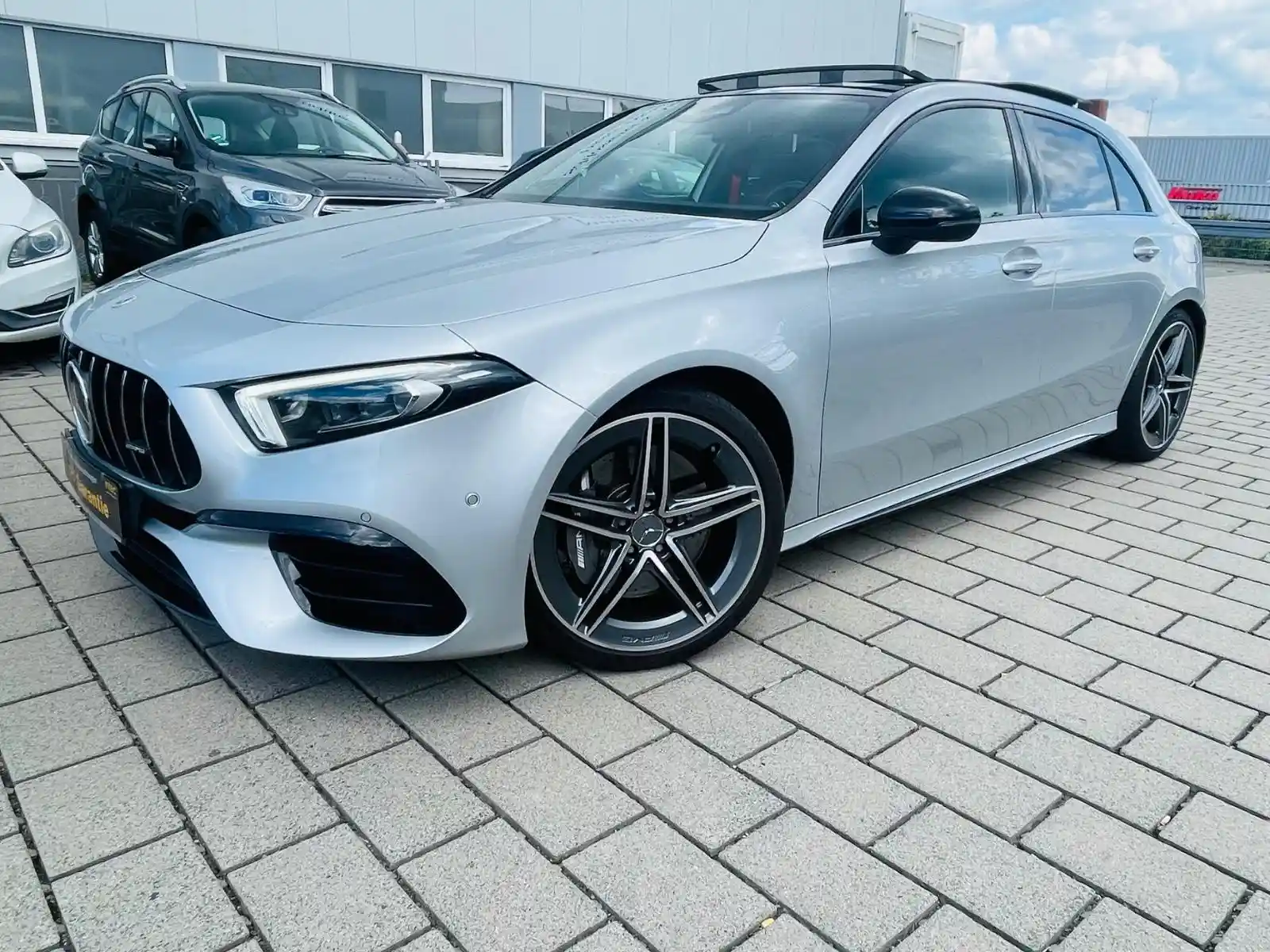 Mercedes-Benz A 45 AMG