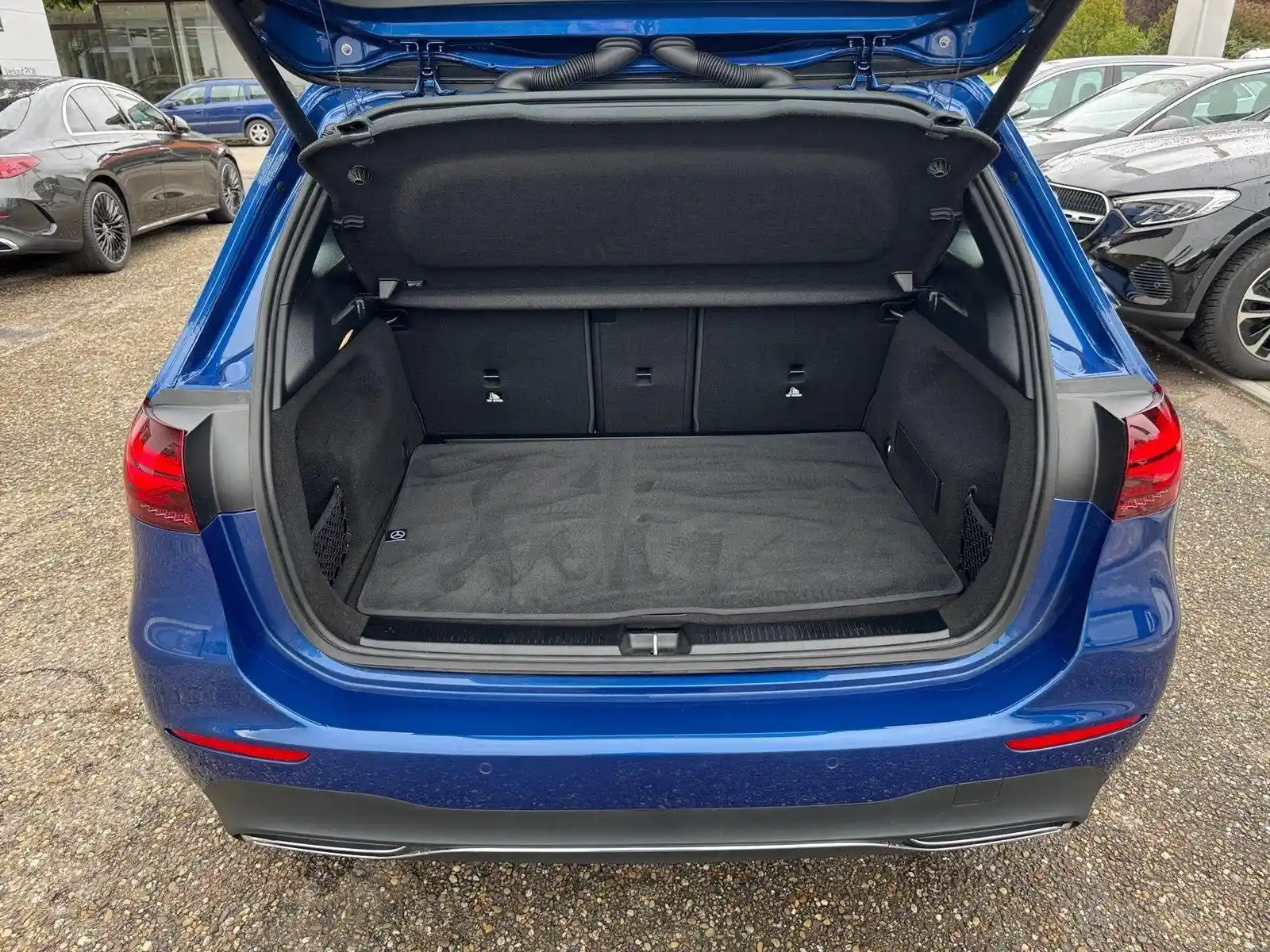 Mercedes-Benz B 200