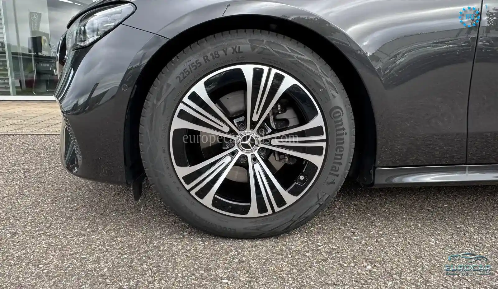 Mercedes-Benz E 220