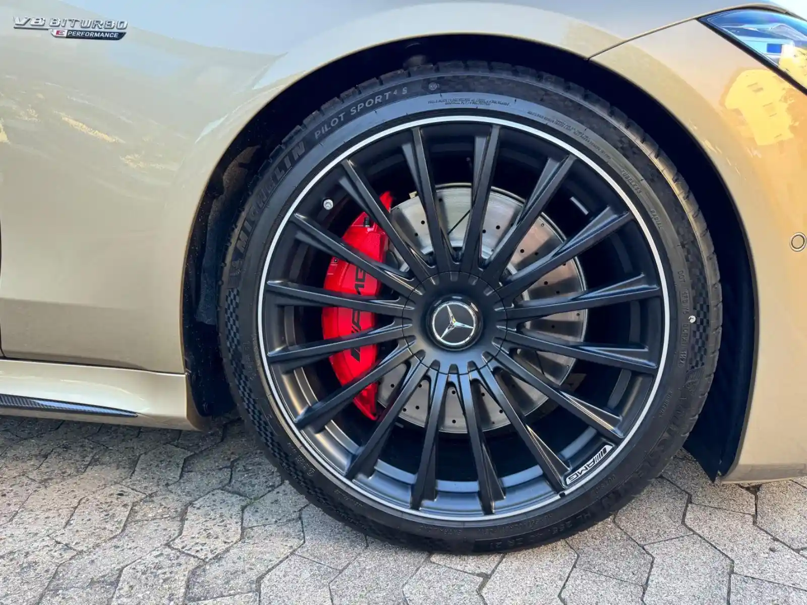 Mercedes-Benz S 63 AMG