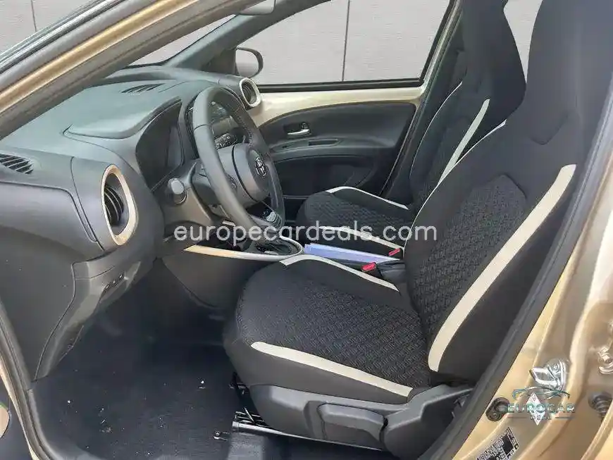 Toyota Aygo (X)