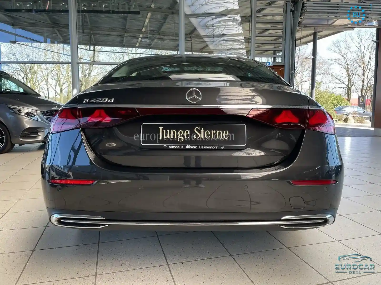 Mercedes-Benz E 220