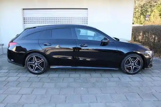 Mercedes-Benz CLA 220