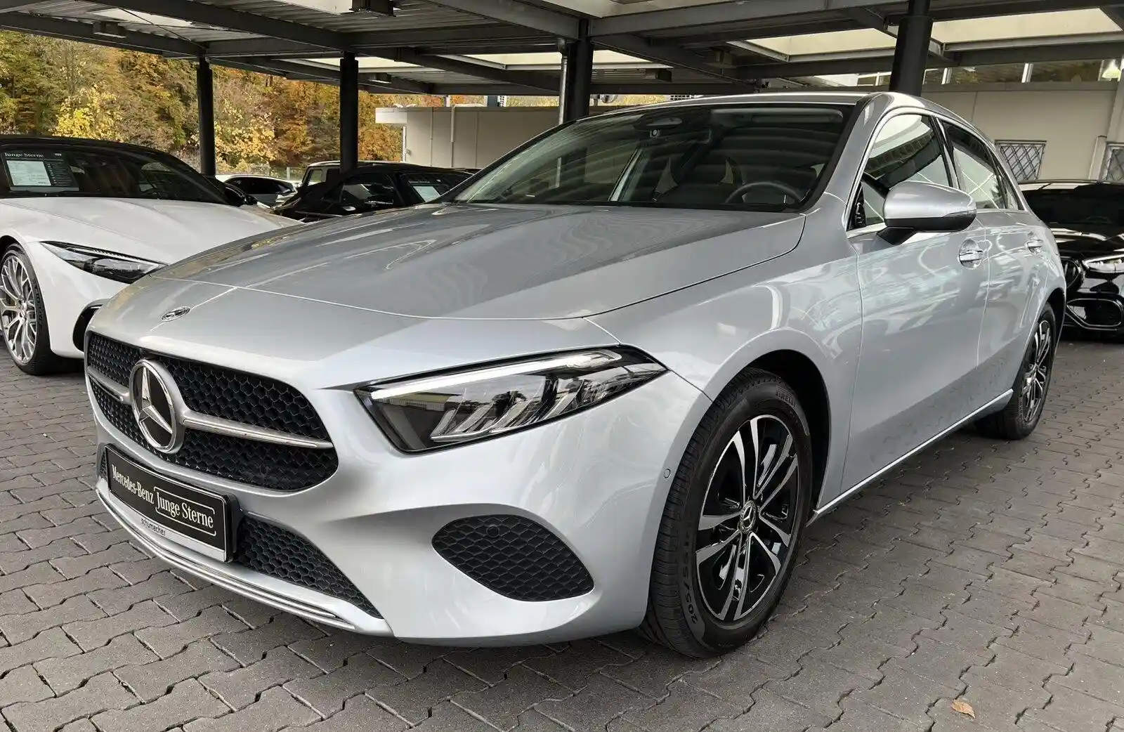 Mercedes-Benz A 200