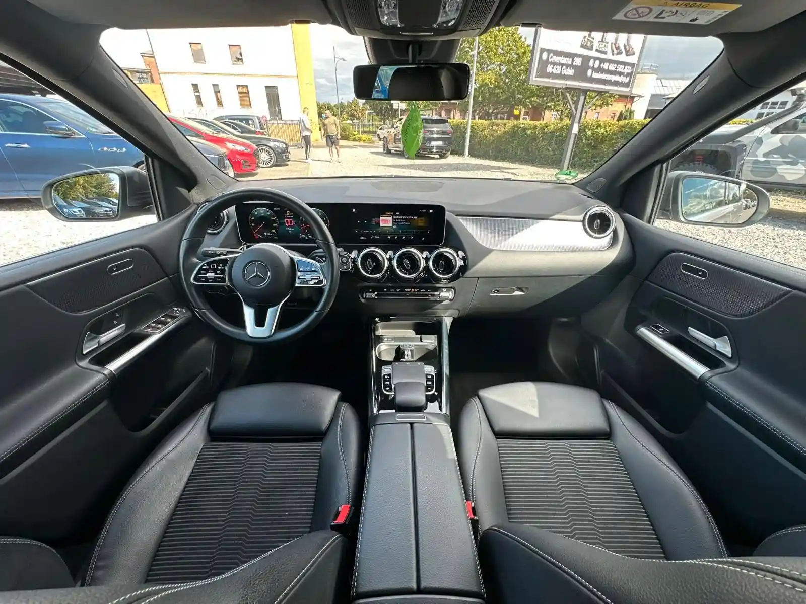 Mercedes-Benz B 220