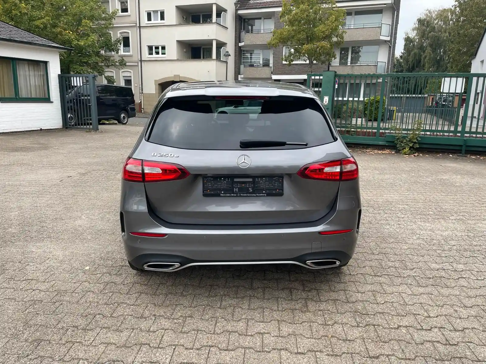 Mercedes-Benz B 250