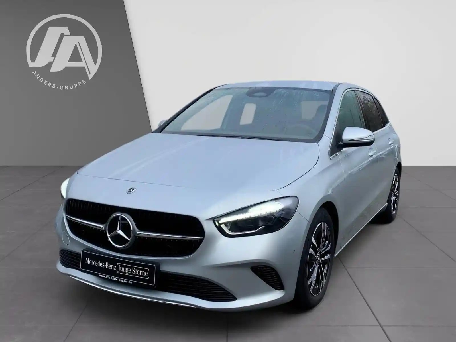 Mercedes-Benz B 220