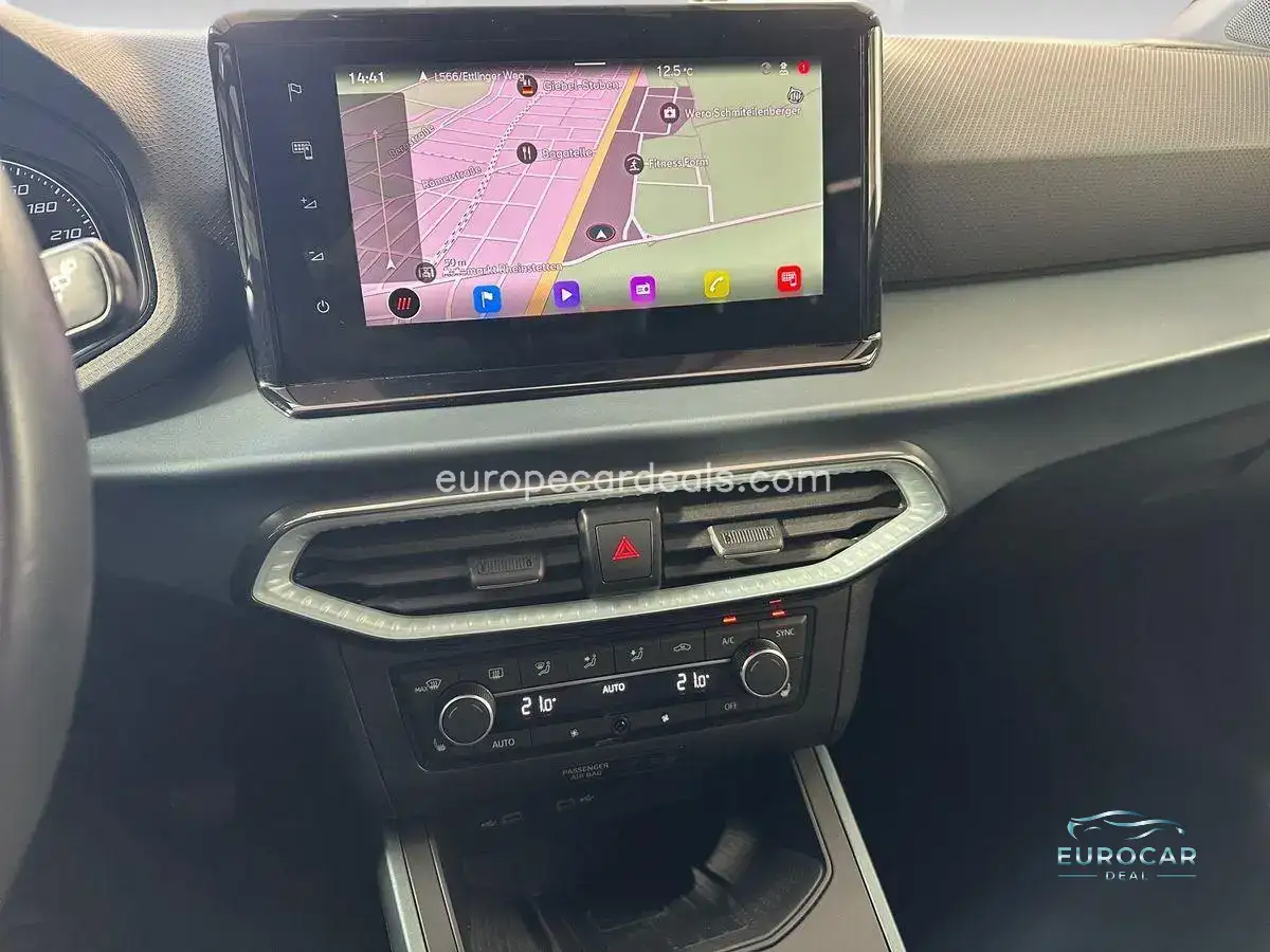 Seat Arona
