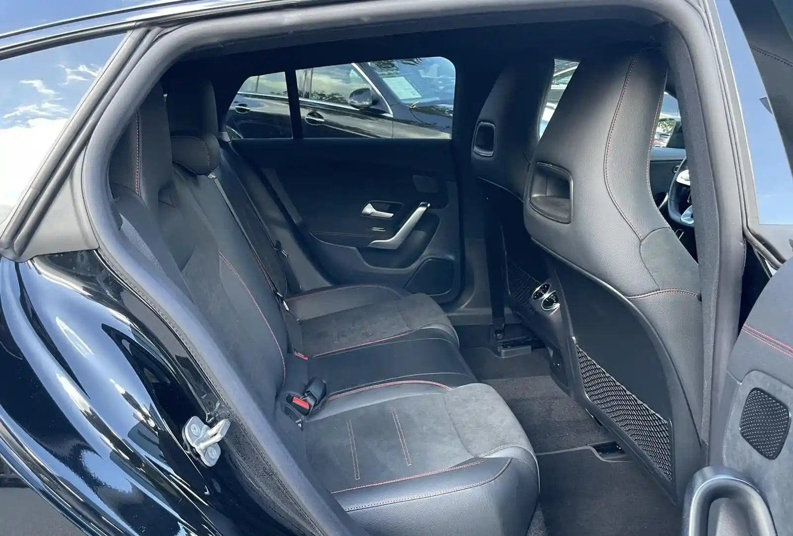 Mercedes-Benz CLA 200 Shooting Brake