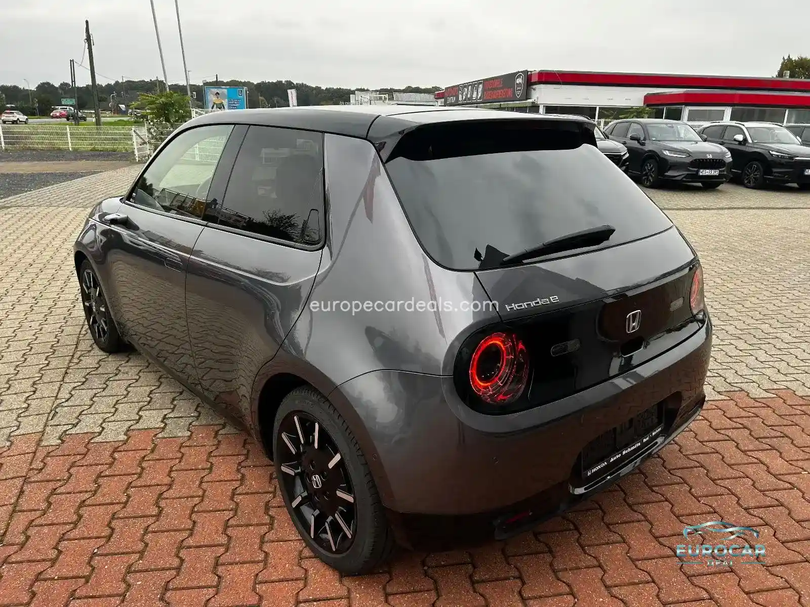 Honda e