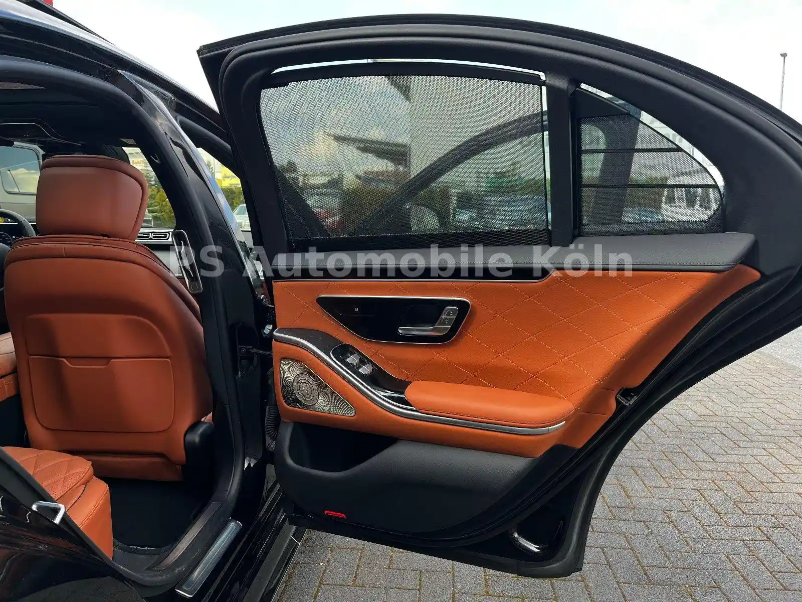 Mercedes-Benz S 400