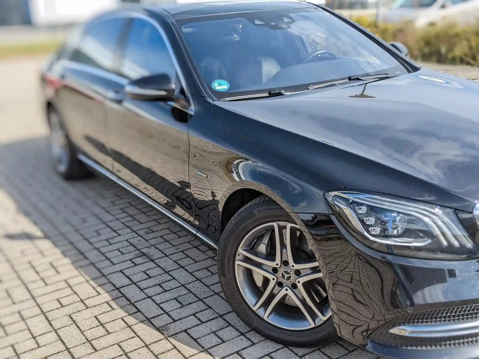 Mercedes-Benz S 560